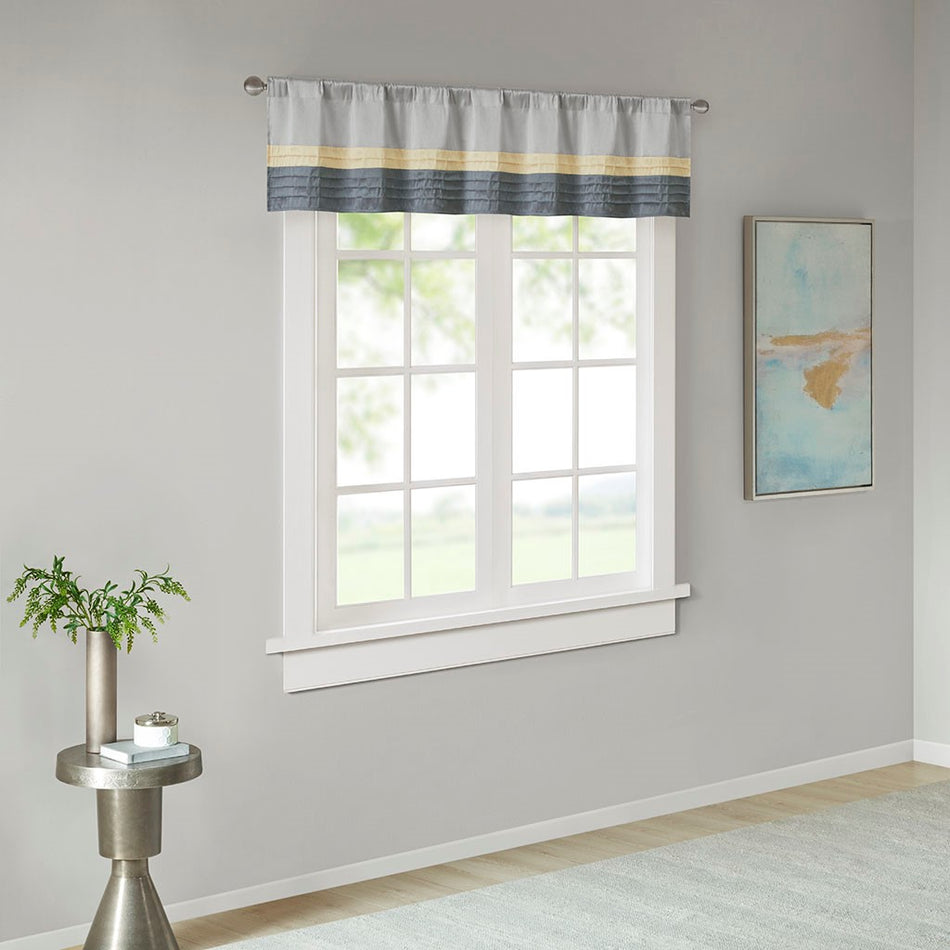 Amherst Polyoni Pintuck Valance - Yellow - 50x18"