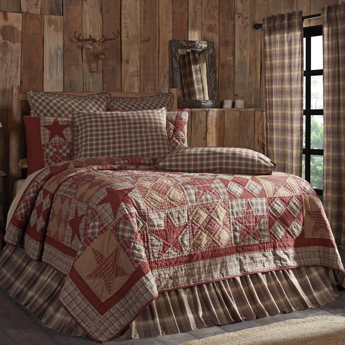 Oak & Asher Dawson Star King Quilt 110Wx97L By VHC Brands