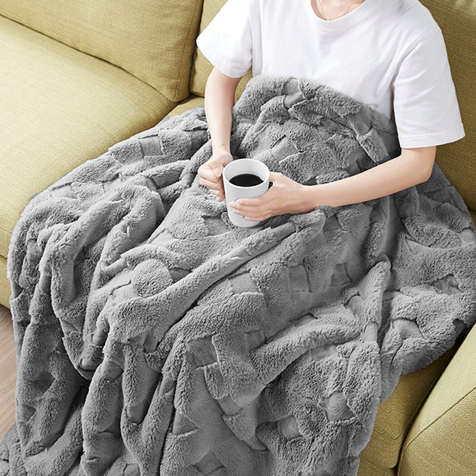 Claire Luxury Basketweave Faux Fur Throw - Grey - 50x60"