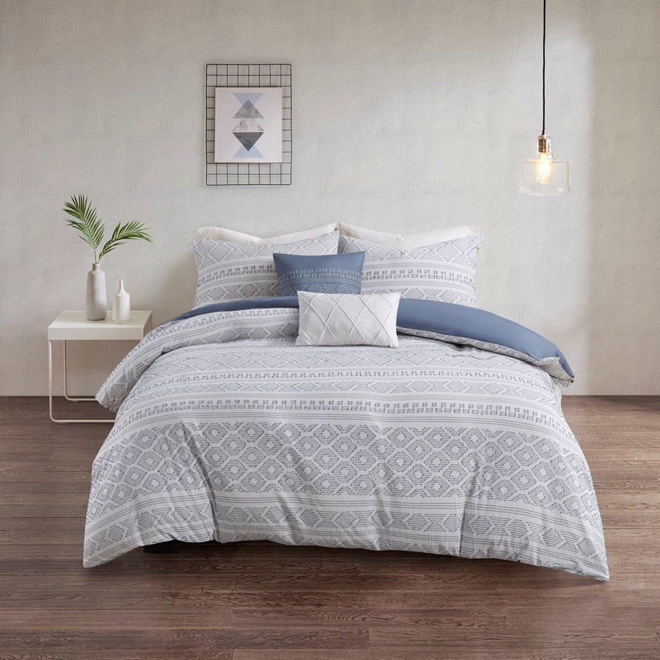 Urban Habitat Lizbeth 5 Piece Cotton Clip Jacquard Duvet Cover Set - White / Indigo  - King Size / Cal King Size Shop Online & Save - ExpressHomeDirect.com
